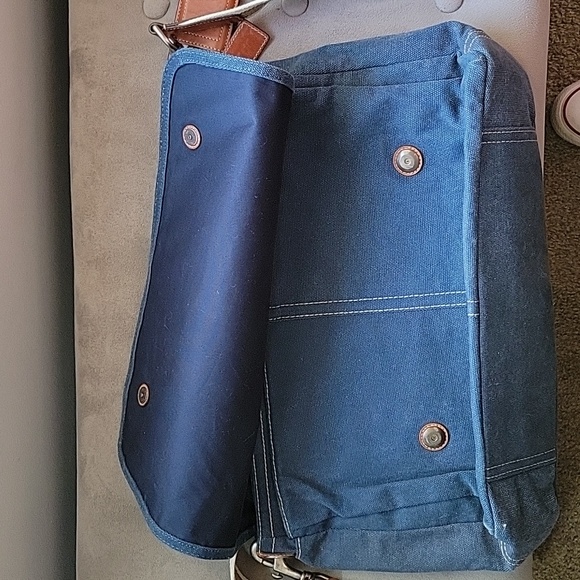 Coach Navy Canvas Messenger Bag - Picture 5 of 12